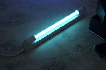 Лампа ультрафиолетовая с присосками